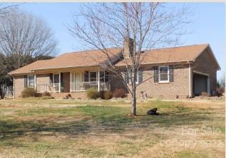 3428 Dave Heafner Rd, Crouse, NC 28033 photo 1