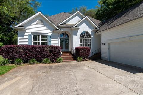 20742 Lagoona Dr, Cornelius, NC 28031 photo 2