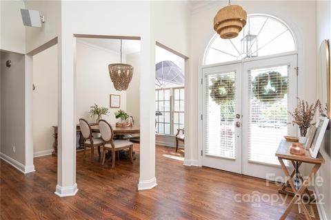 20742 Lagoona Dr, Cornelius, NC 28031 photo 8