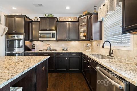 1222 Jack Pine Rd, Clover, SC 29710 photo 9