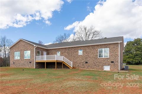 962 Amherst Rd, Morganton, NC 28655 photo 3