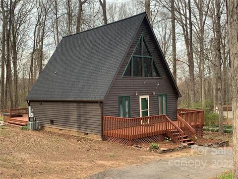 131 Forest Oaks Dr, Harmony, NC 28634 photo 3