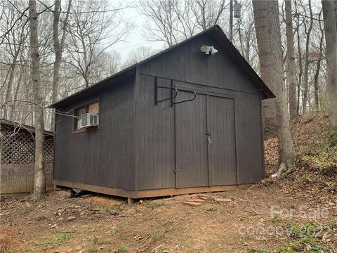 131 Forest Oaks Dr, Harmony, NC 28634 photo 9