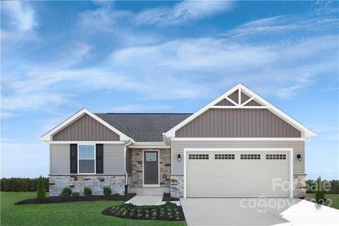 325 Damask Dr #118, Lancaster, SC 29720