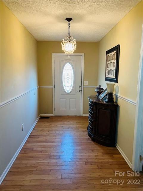 131 Wesley Ct, Crouse, NC 28033 photo 5
