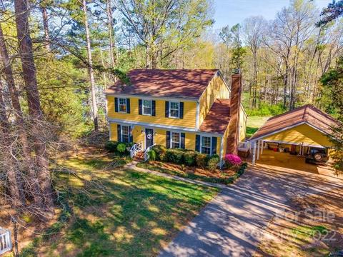 14309 Hackamore Dr, Matthews, NC 28105 photo 1