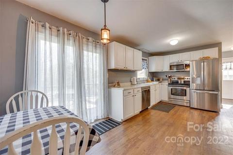 14309 Hackamore Dr, Matthews, NC 28105 photo 8