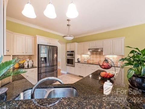 511 Heatherwood Dr, Monroe, NC 28112 photo 4