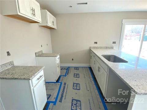 205 S Gregory St, Lancaster, SC 29720 photo 5