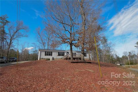 174 Twin Dr, Mill Spring, NC 28756 photo 5