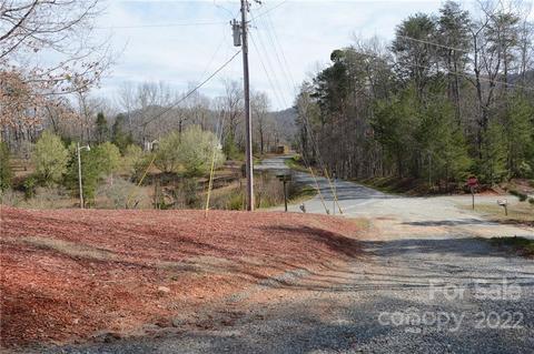 174 Twin Dr, Mill Spring, NC 28756 photo 2