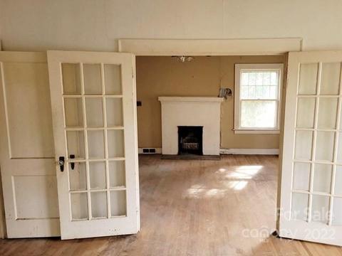 604 3rd St SE, Hickory, NC 28602 photo 7