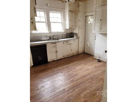 604 3rd St SE, Hickory, NC 28602 photo 10