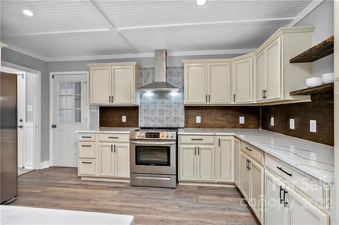20309 Pinehurst Dr, Cornelius, NC 28031 photo 12
