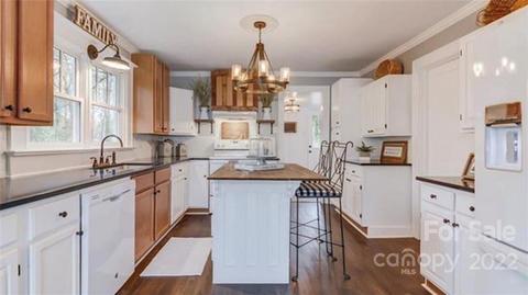 21213 Pine St, Cornelius, NC 28031 photo 7