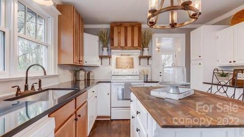 21213 Pine St, Cornelius, NC 28031 photo 12