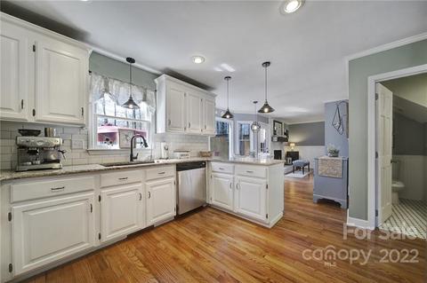 19607 Shevington Dr, Cornelius, NC 28031 photo 10