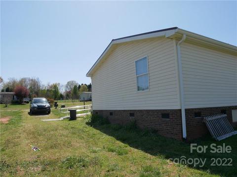 2041 Carpenter Square Rd, Crouse, NC 28033 photo 6