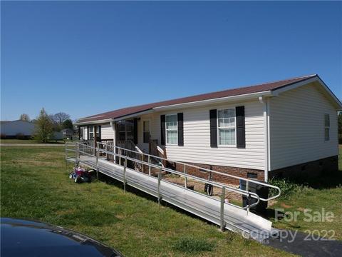 2041 Carpenter Square Rd, Crouse, NC 28033 photo 2