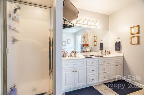 115 Mariners Point Ln, Hickory, NC 28601 photo 20