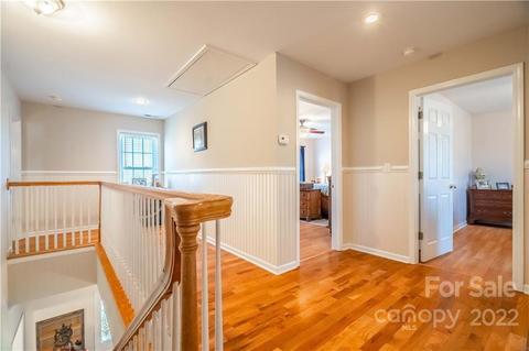 115 Mariners Point Ln, Hickory, NC 28601 photo 16