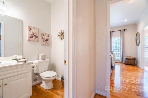 115 Mariners Point Ln, Hickory, NC 28601 photo 15