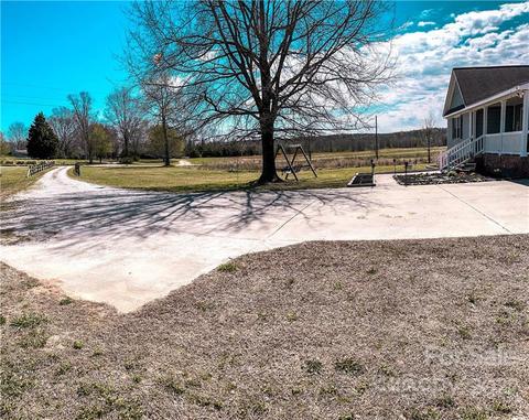 270 Tom Laney Rd, Lancaster, SC 29720 photo 4
