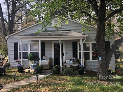 207 Mock Rd, Davidson, NC 28036 photo 1