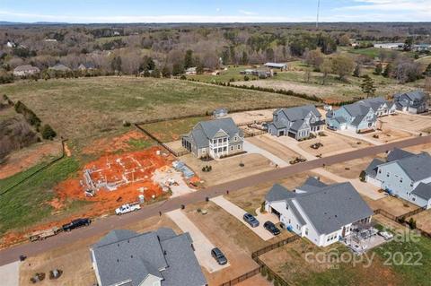 153 Riverstone Dr, Davidson, NC 28036 photo 42