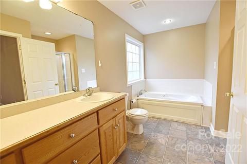 3032 Stonebridge Ln, Lancaster, SC 29720 photo 7