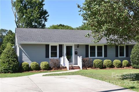 608 Normandy Rd, Lancaster, SC 29720 photo 2