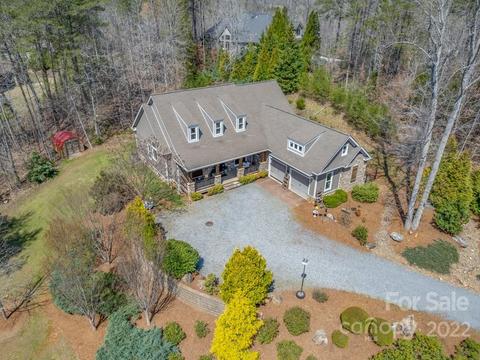 226 E Rambling Creek Dr, Tryon, NC 28782 photo 2