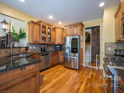 226 E Rambling Creek Dr, Tryon, NC 28782 photo 13