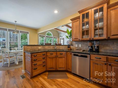226 E Rambling Creek Dr, Tryon, NC 28782 photo 15