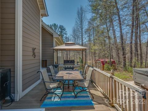 226 E Rambling Creek Dr, Tryon, NC 28782 photo 11