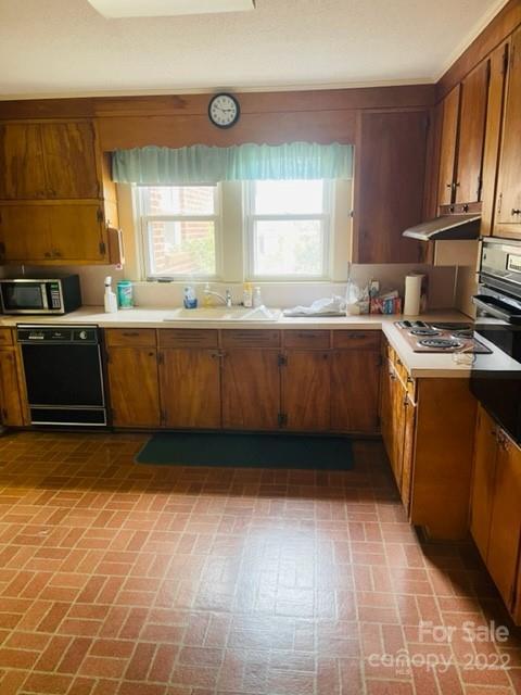 237 1st St E, Conover, NC 28613 photo 16