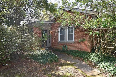 900 Franklin St E, Monroe, NC 28112 photo 1