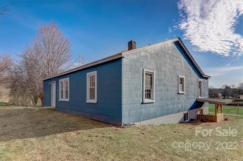 178 Collins Dr, Clyde, NC 28721 photo 5