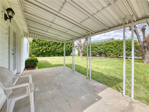 87 Levi St, Clyde, NC 28721 photo 24