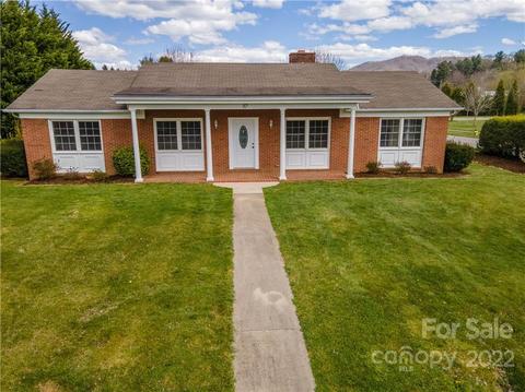 87 Levi St, Clyde, NC 28721 photo 2