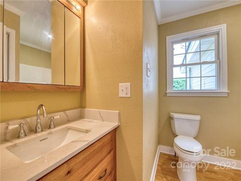 87 Levi St, Clyde, NC 28721 photo 16