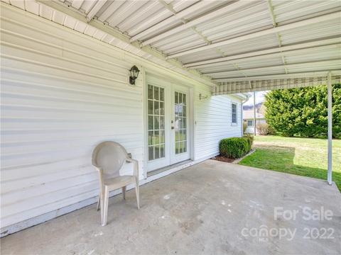 87 Levi St, Clyde, NC 28721 photo 23