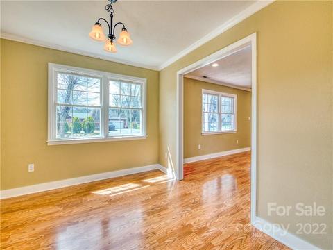 87 Levi St, Clyde, NC 28721 photo 7