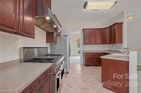 237 Hyde Park Ln, Fort Mill, SC 29708 photo 17