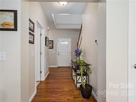 82 Poplar St, Brevard, NC 28712 photo 11