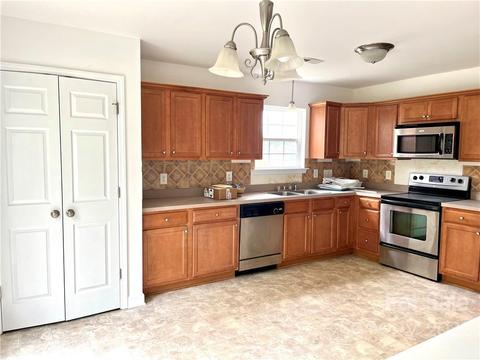 5677 Adolphus St, Catawba, NC 28609 photo 5