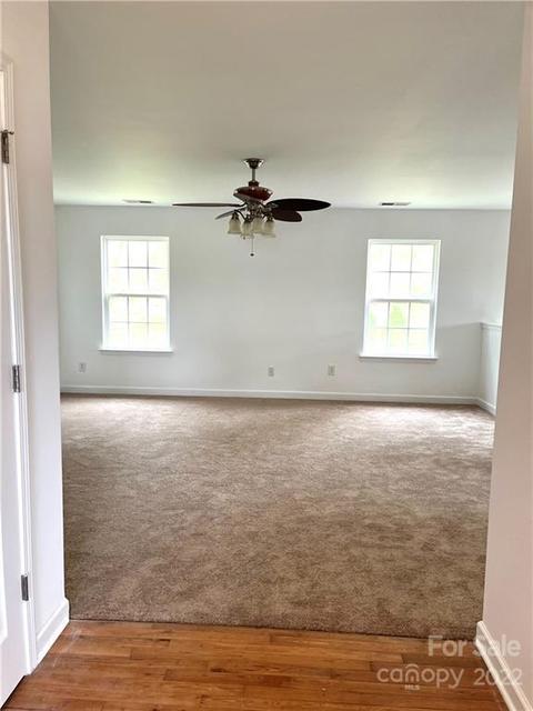 5677 Adolphus St, Catawba, NC 28609 photo 2
