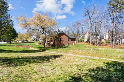 1702 Benjamin Dr, Salisbury, NC 28146 photo 4