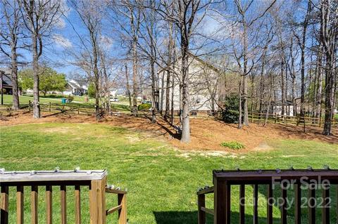 1702 Benjamin Dr, Salisbury, NC 28146 photo 11