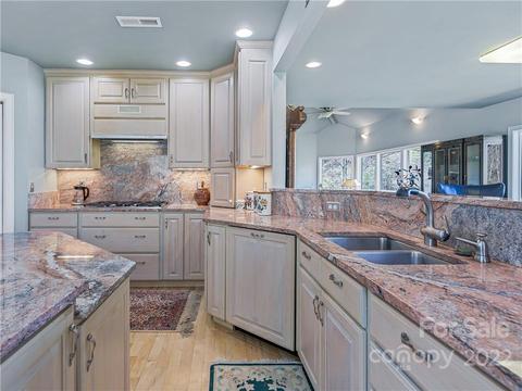 1706 Eagle Lake Dr, Brevard, NC 28712 photo 11